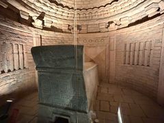 -洛阳古墓博物馆