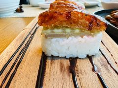 鸭肝酱寿司(枣香烤鸭配四件)-德永枣香烤鸭(官舍店)
