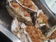 蒜蓉粉丝蒸生蚝-胶东海鲜大排档(北太平庄店)