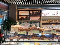 面包甜点陈列柜-德南面包房(尚都店)