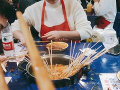 -马路边边串串香(苗栗路店)