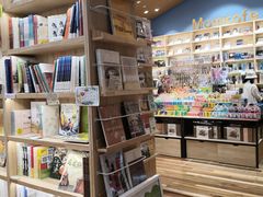 -猫的天空之城概念书店(印象城购物中心店)