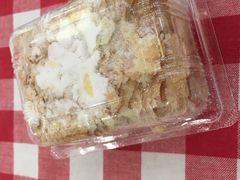 -红宝石·鲜奶小方·海派西点房(南丹店)