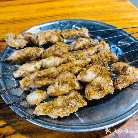 胖子烧烤(纺织街店)