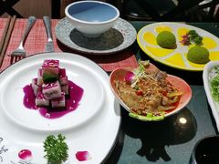 -忘忧草融合私房菜(红鼎国际店)