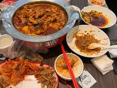 -胖哥俩肉蟹煲(湖滨银泰in77店)