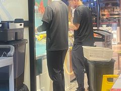 -华府九号海鲜烧烤大排档(龙域店)