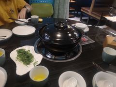 -东椰·海南椰子鸡火锅(朝阳门店)