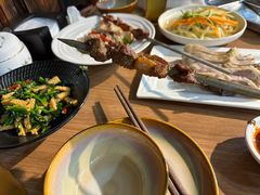 -贯贯吉·清真餐厅(浙江中路店)