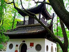 -汇龙潭