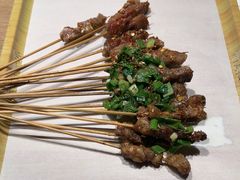 -街角等你.大连海鲜烧烤.经典铁板海鲜串(西安路店)