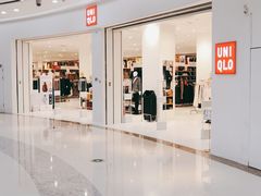 -优衣库(余姚万达广场店)