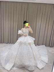 点击看大图 -Renee芮亦婚纱
