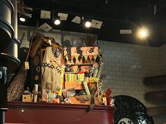 -九又四分之三站台哈利波特商店