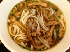 -矮子粉店1985·长沙米粉(湘春路店)