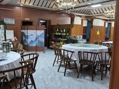 -尕胡才炕锅烤羊肉馆(八一路店)