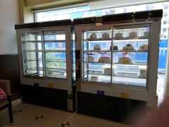 面包甜点陈列柜-红宝石·鲜奶小方·海派西点房(南丹店)