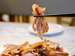 招牌烧鸡-叁拾壹克饺子·东北菜(国贸店)