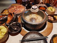 -芸山季·云南野生菌火锅(人民广场来福士店)