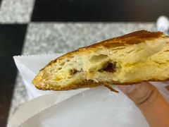 -VERIE BAKEHOUSE