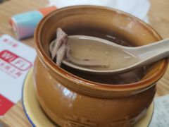 -万方圆拌粉瓦罐汤(九江湖滨店)