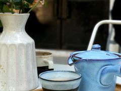 -彳亍咖啡·这里(水湾路店)