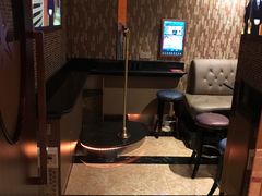 -乐界KTV(虹桥中心店)