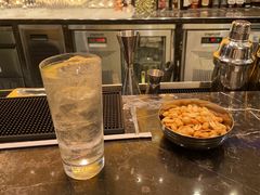 -龙虾酒吧扒房(宁波香格里拉店)