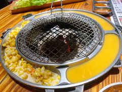 -青瓦炭韩潮烤肉(花园道店)
