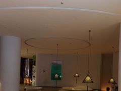 -涨巢·潮玩水疗局