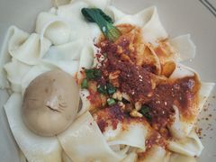 招牌油泼面-墩儿大碗宽面(来福士店)