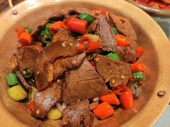 干锅带皮牛肉-丽华园(青少年宫店)