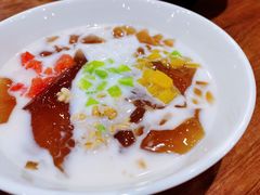 蜜桃乌龙冰粉-晋家门(弘阳广场店)