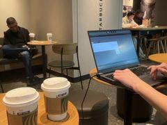 -星巴克臻选(周浦万达店)