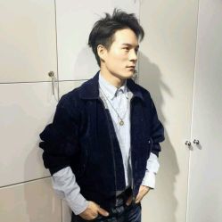 点击看大图 -I+造型烫发染发