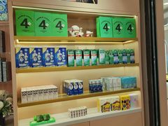 -4iNLOOK美瞳店(中山公园龙之梦店)