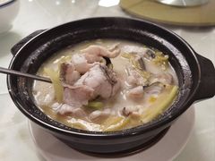 -品香菜馆(旗峰路中侨大厦店)