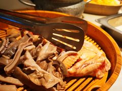 -尚尚仙·酸汤猪手·猪肚鸡火锅(华联万柳购物中心店)