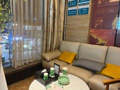 -金色印象·4K影院式足体养生(杨家坪西郊店)