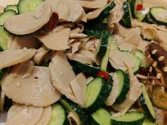 -涨巢·潮玩水疗局