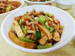 -红色湘菜馆(春风店)