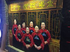 -鸿通城购物中心