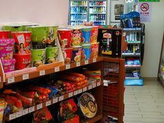 -全家便利店(漕溪北路七店)