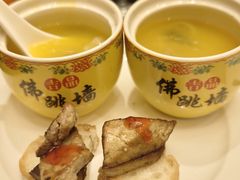 -广州万富希尔顿酒店·感趣自助餐厅·金秋蟹宴生蚝海鲜刺身