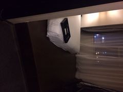 桔子酒店精选(西藏北路店)-桔子酒店(上海西藏北路地铁站店)