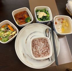 -悦芽母婴护理月子中心(凤起潮鸣府店)