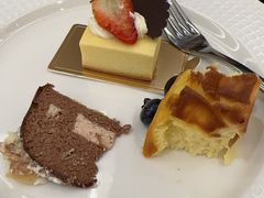 -湖景知味西餐厅•自助餐• 轻食(南京金茂威斯汀大酒店)