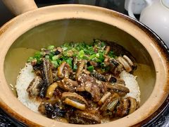 原件腊肉腊肠煲仔饭-红星光发煲仔饭(文海店)