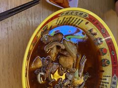 -煮小篓盘盘麻辣烫(广都店)