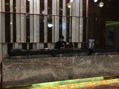 -永恒朗悦酒店(广西大学地铁站大学东路万达广场店)